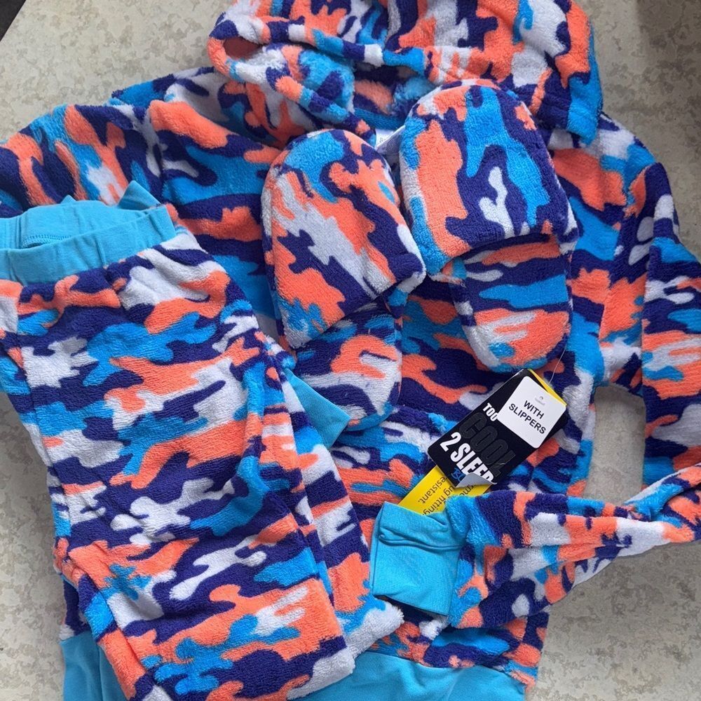 🔥3 pc Colorful Kids Pajama set  with Slippers Sz 7/8 New
